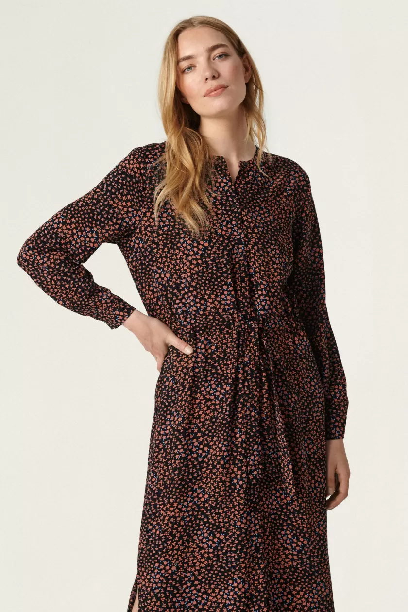Soaked In Luxury SLAhnita Kjole Flash Sale