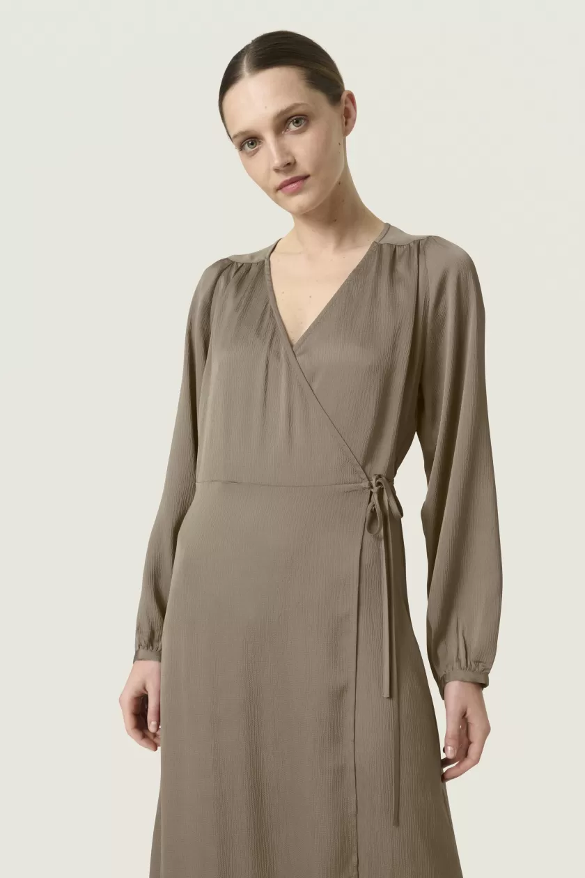 Soaked In Luxury SLIoana Kjole Fashion