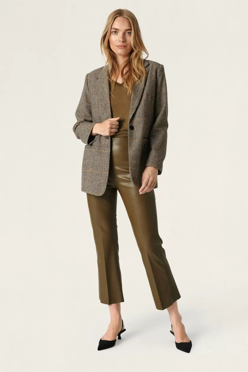 Soaked In Luxury SLKaylee Bukser Best Sale
