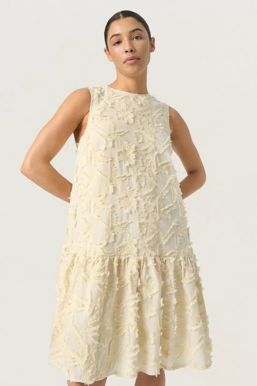 Soaked In Luxury SLLucia Kjole Flash Sale