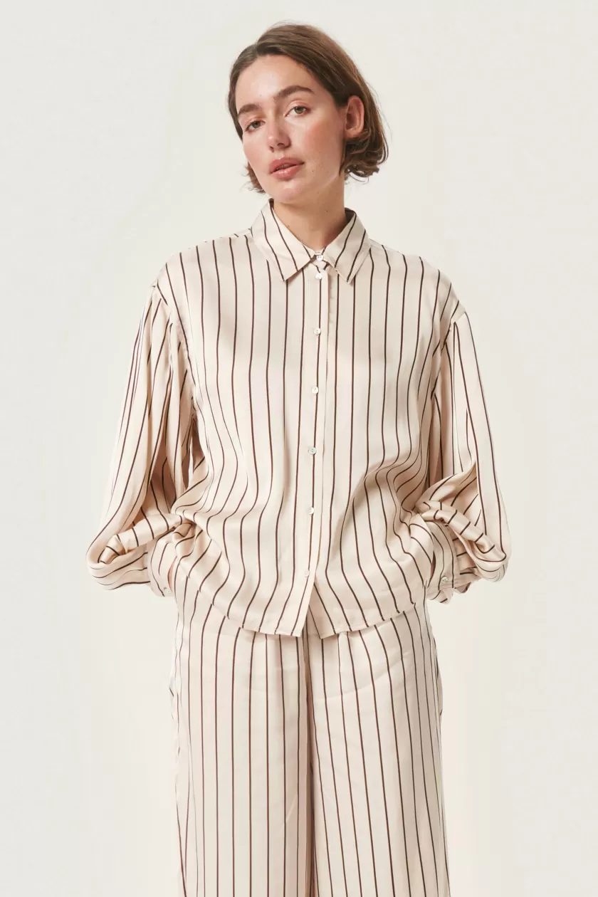 Soaked In Luxury SLSharan Top Best Sale